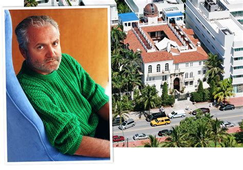 who is the owner of versace mansion|casa casuarina true story.